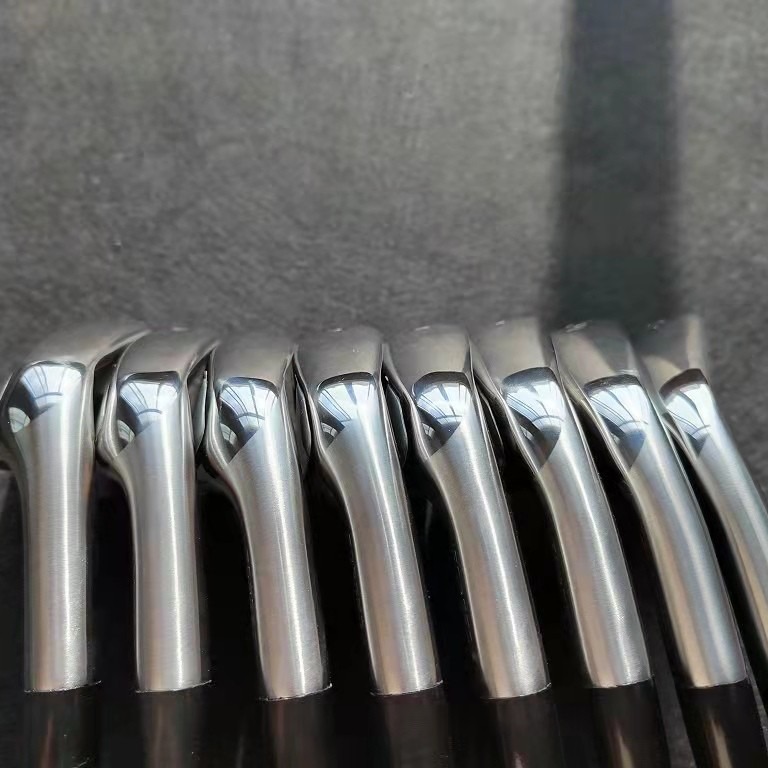 2025 Men's Right Handed  200 G - Golf Club Iron Set 评论和价格